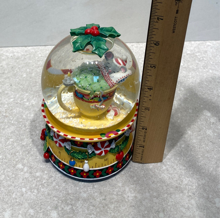 Enesco Snow Globe