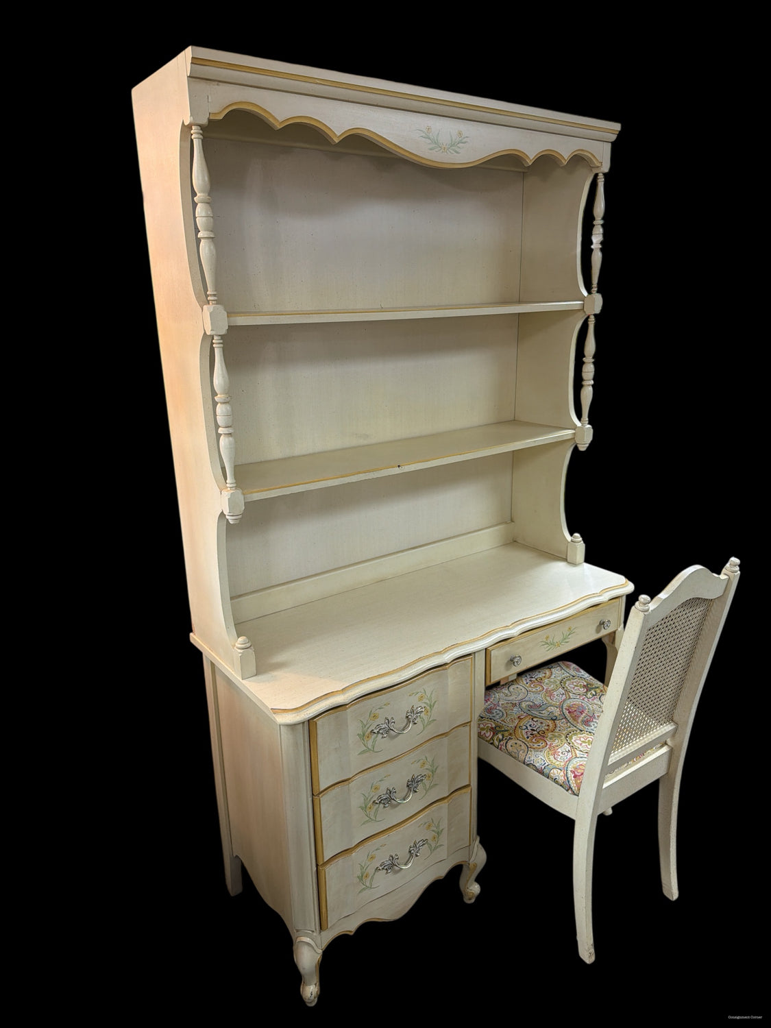Desk with Hutch Top and Chair