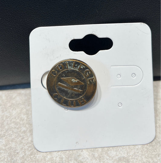 College Club Pin