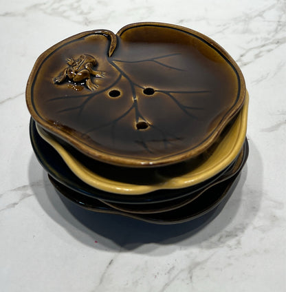 Set of 5 Frog Plates