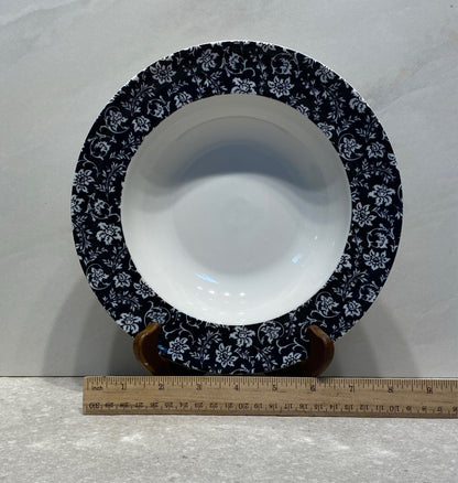 Set o f8 Martha Stewart Bowls