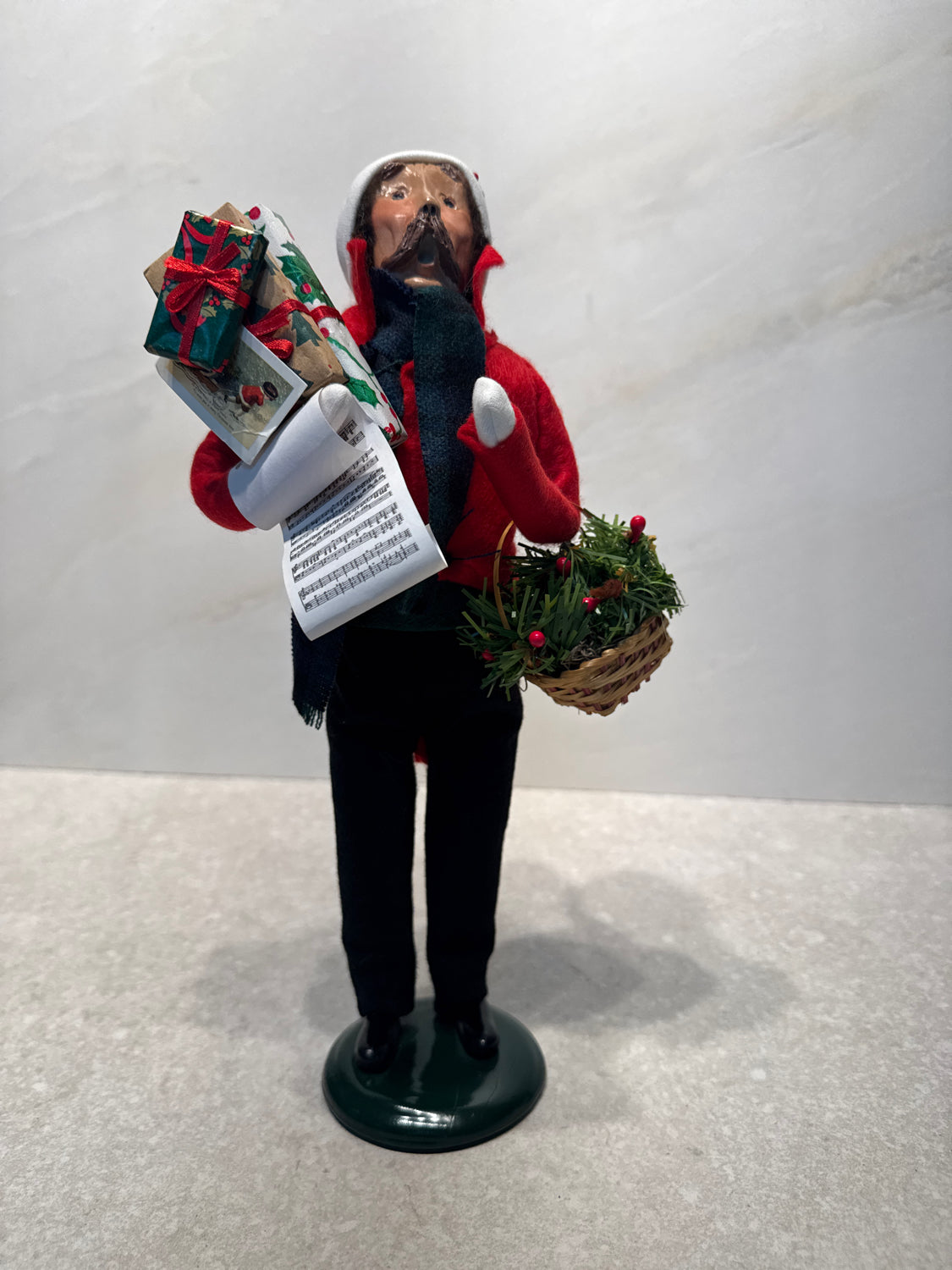 Byers Choice Caroler