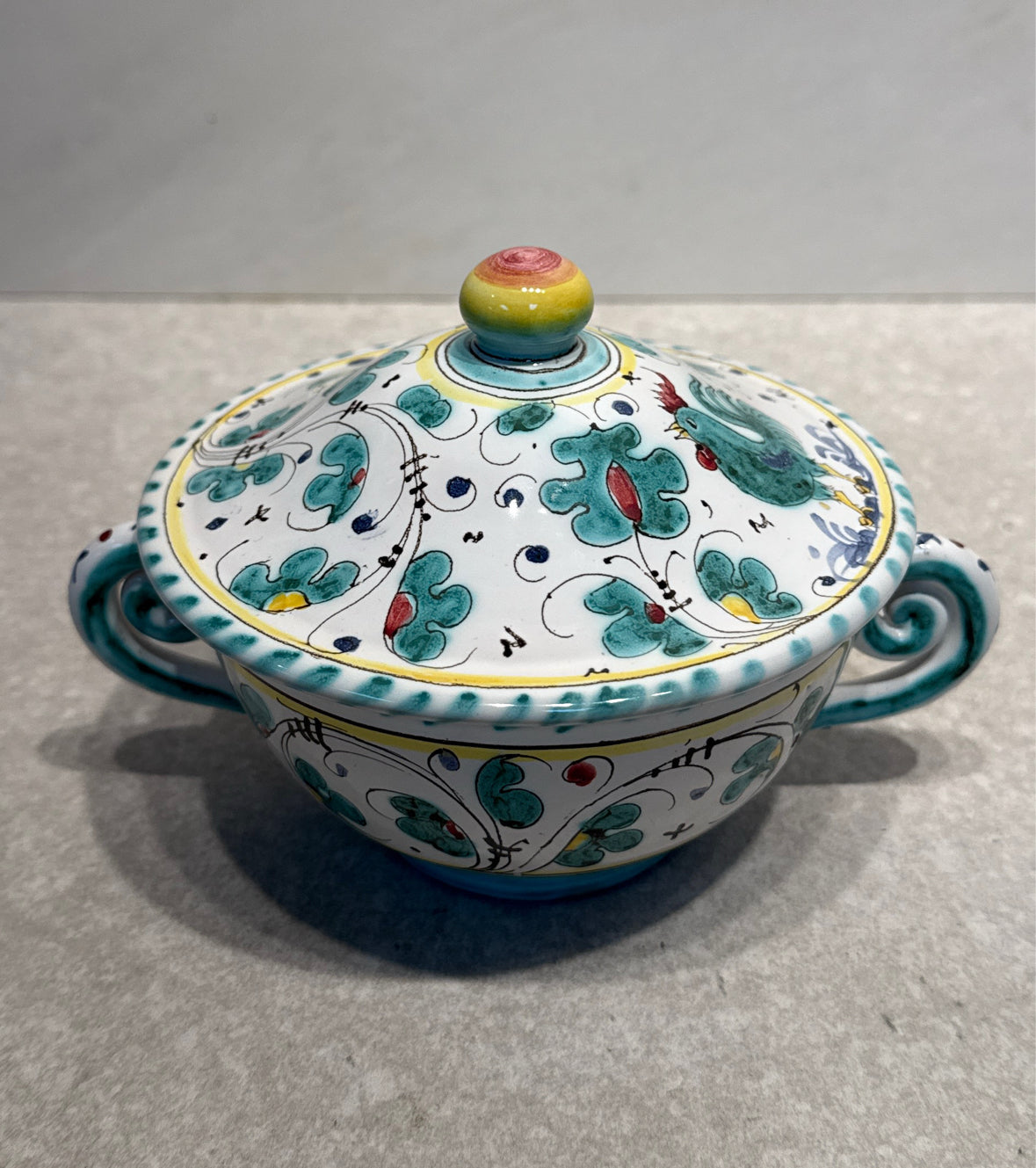Covered Italy Bowl