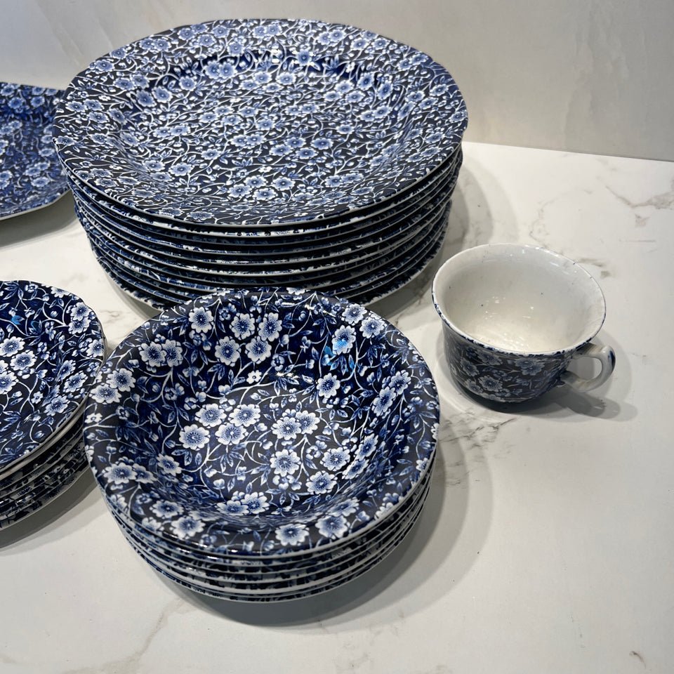 Calico Crownford Dinnerware Set