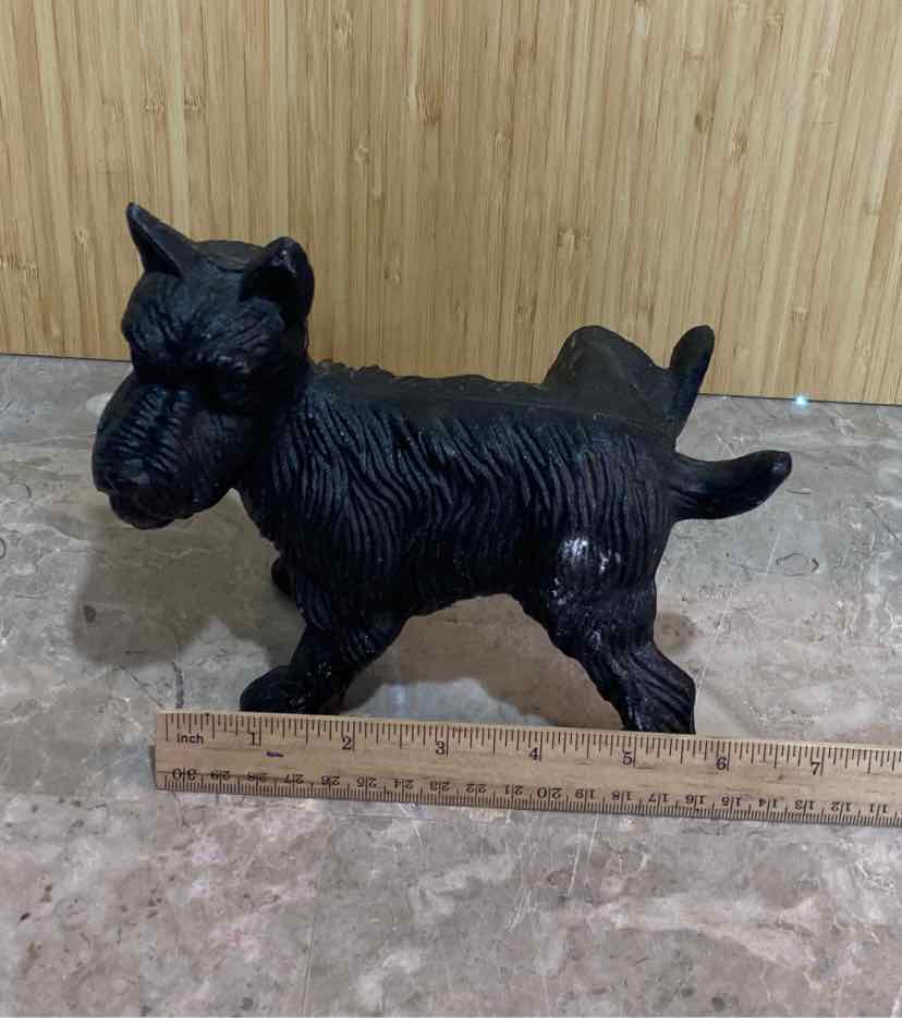 Cast Iron Dog