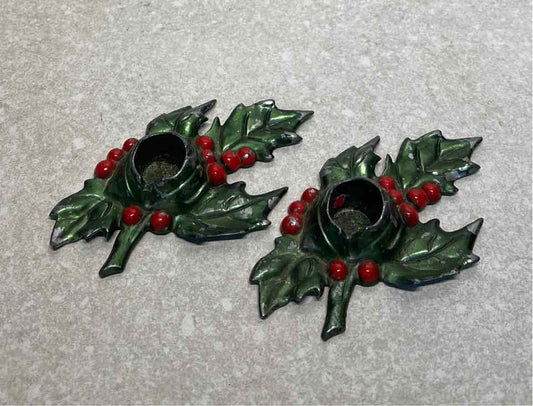 Set of 2 Metal Candle Holders