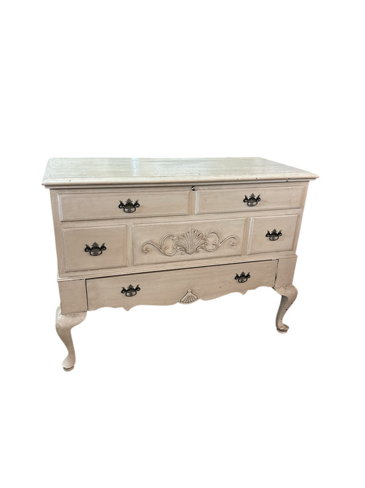 Lane Cedar Chest