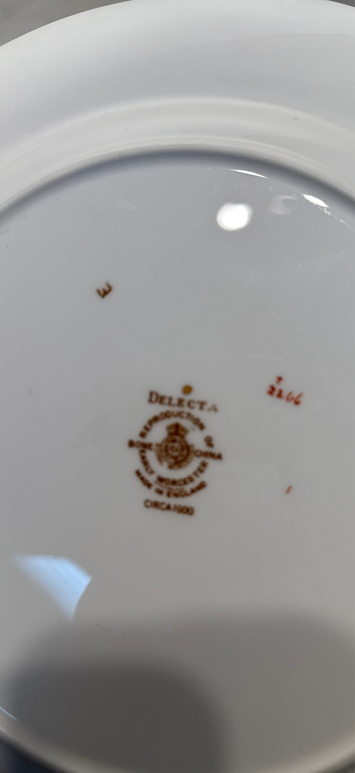 Set of 6 Early Worcester Dinner Plates