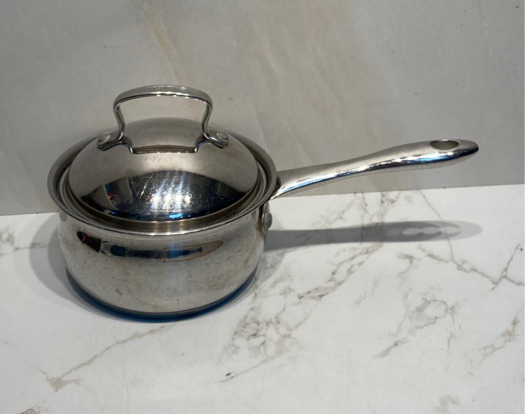 Belgique Covered Pot