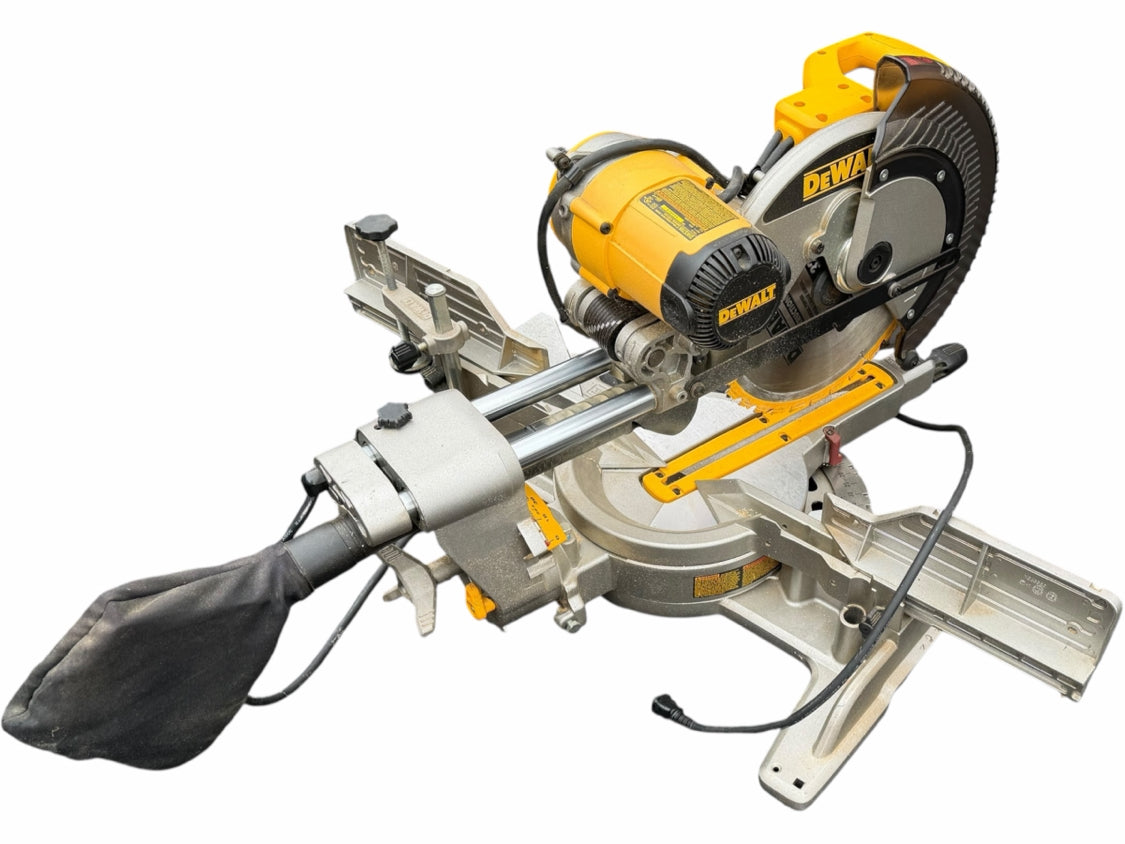 Dewalt Saw