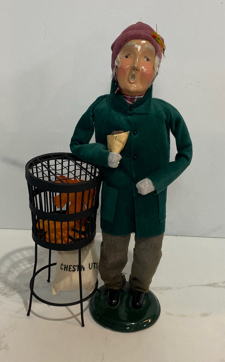 Byers Choice Caroler 2 Piece