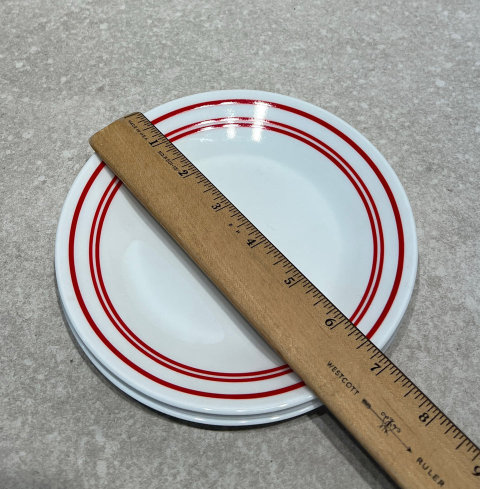 Set of 4 Corelle Plates