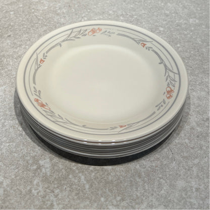 Set of 8 Corelle Plates