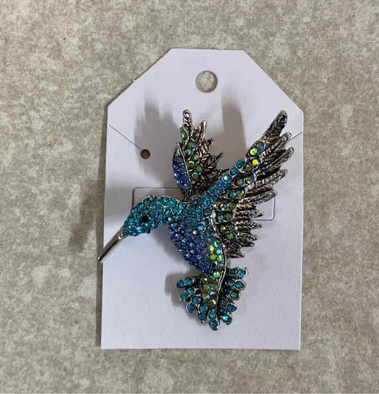 Hummingbird Pin