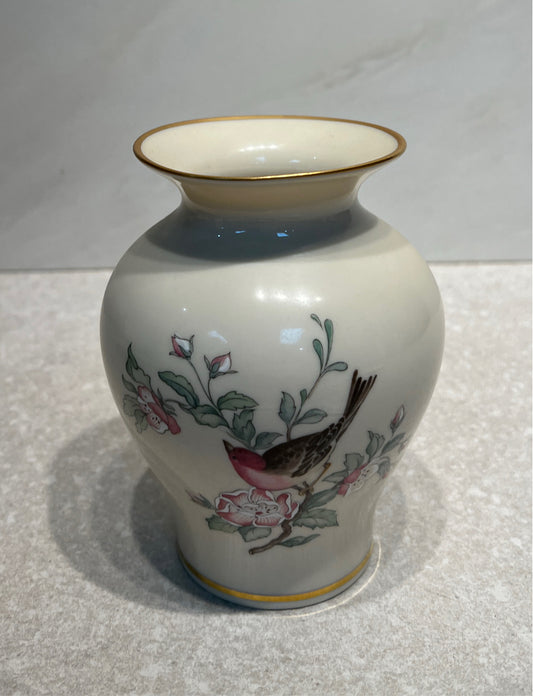 Lenox serenade Vase