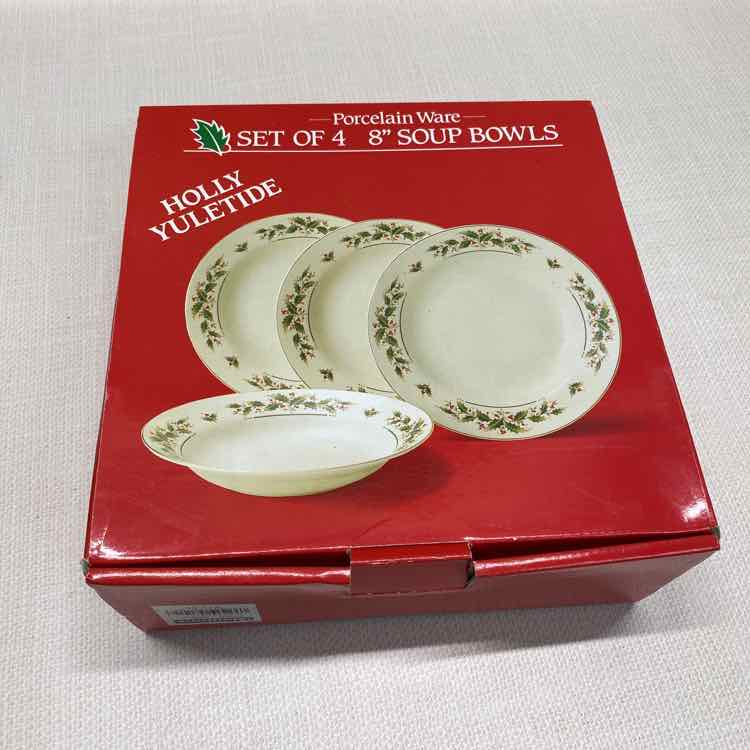 Holly Yuletide Set of 4 Bowls