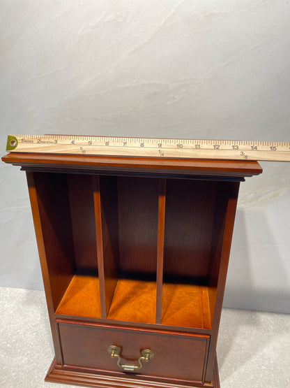Bombay Cabinet