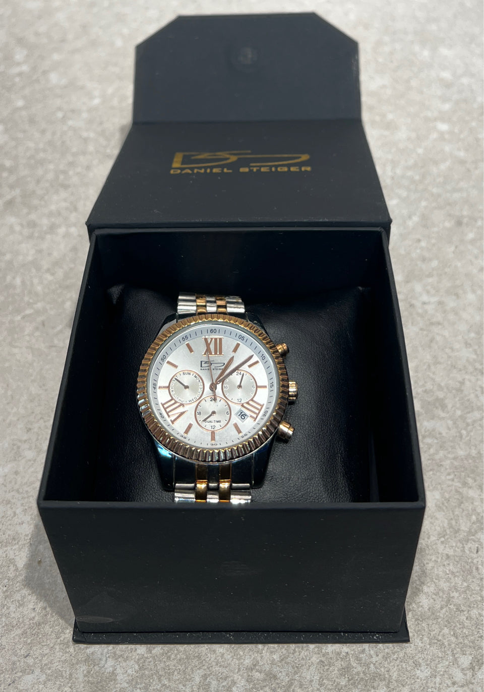 Daniel Steiger Watch - needs battery