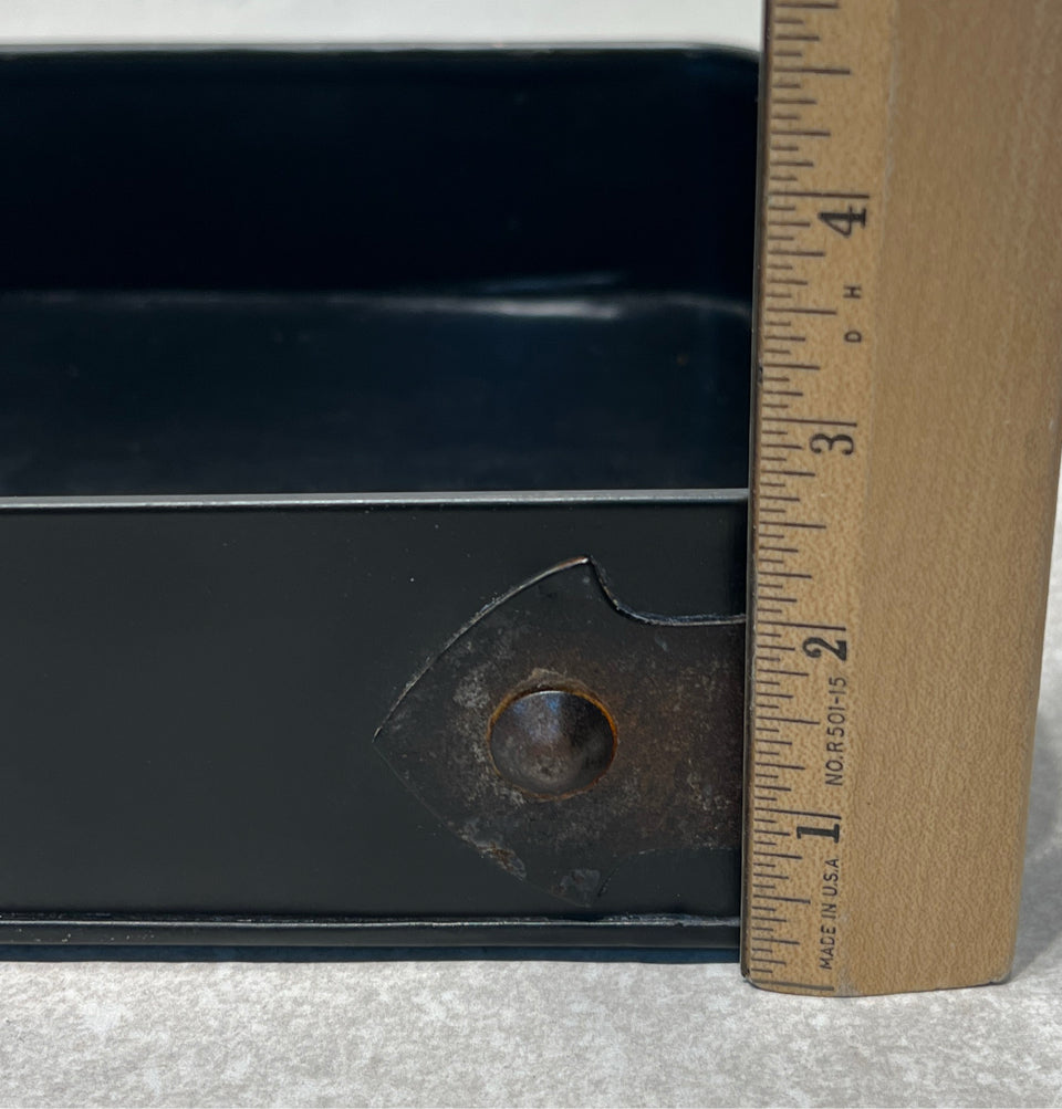 Tray