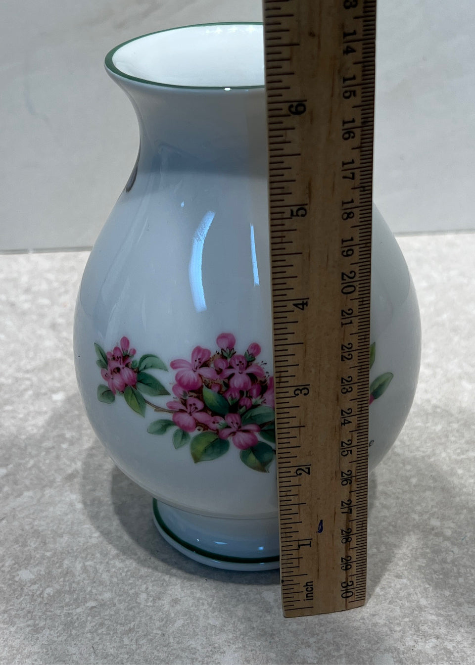 Worcester Herbs Vase