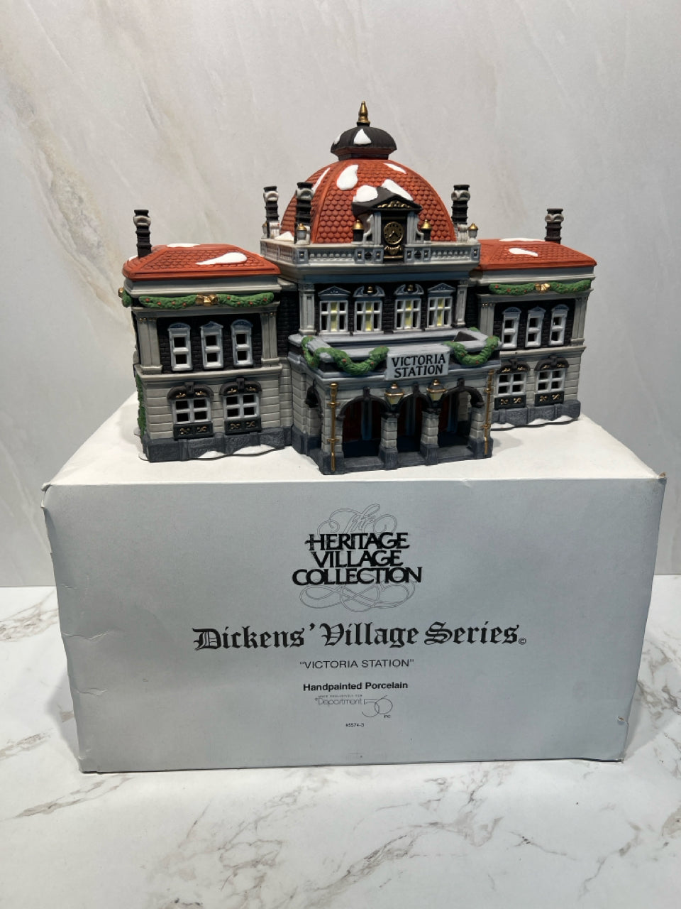 Dept. 56 Victoria Station