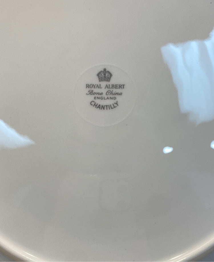 Royal Albert Chantilly Dinnerware Set
