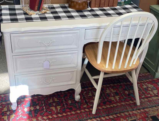 Desk/Vanity