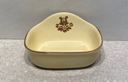 Pfaltzgraff Sponge Dish