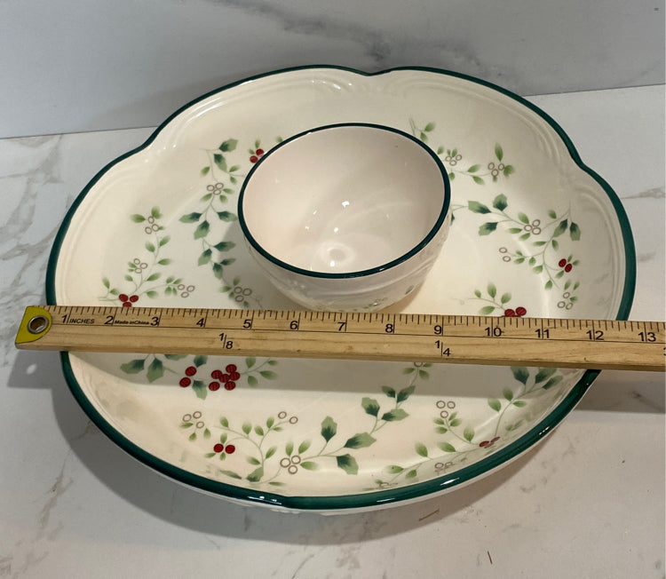 Winterbery Chip And Dip