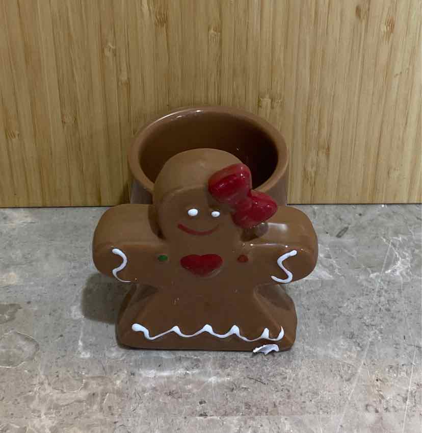 Gingerbread Candleholder
