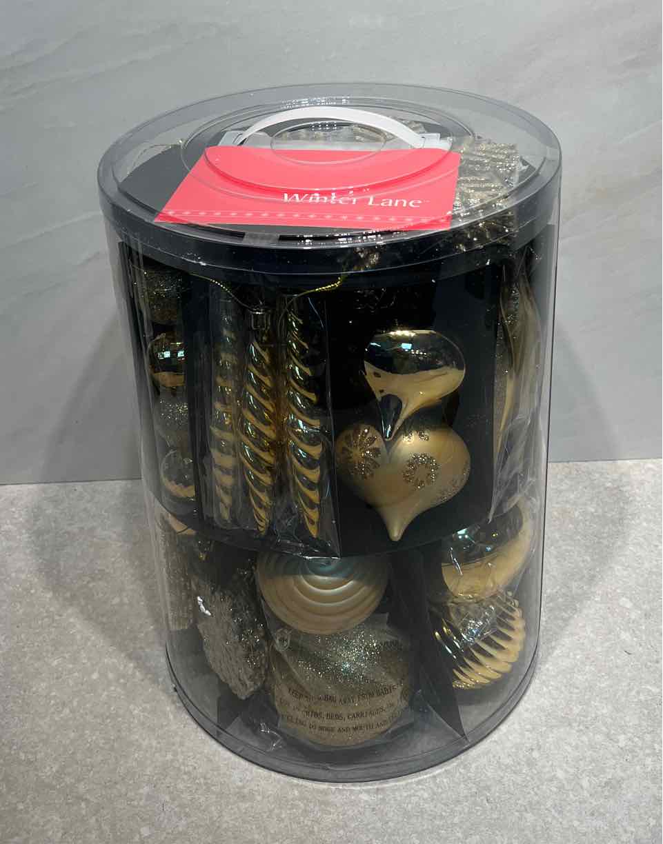 Christmas Ornaments (New)