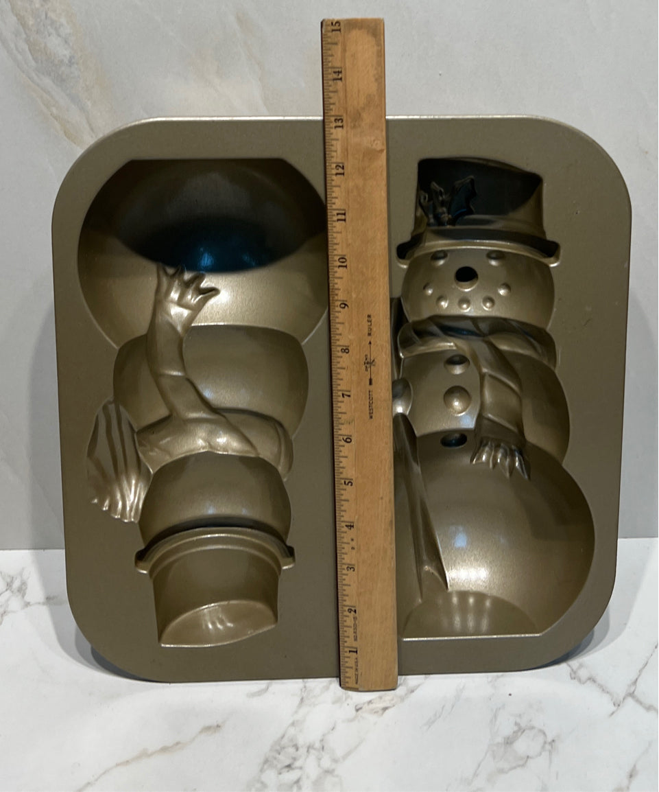 Nordicware Snowman Cake Pan