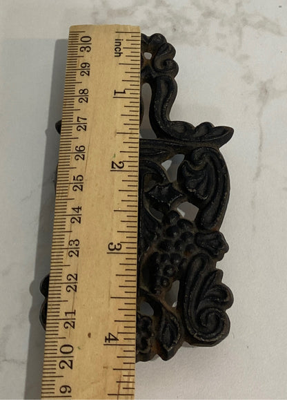 Trivet