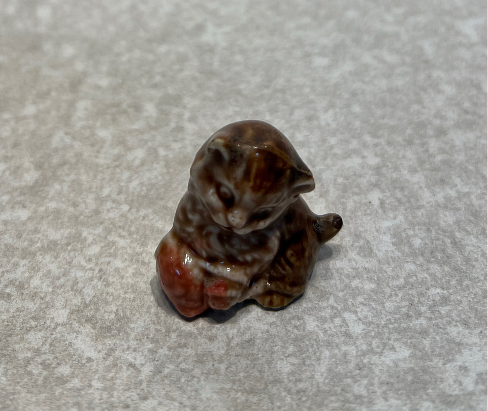Wade Figurine