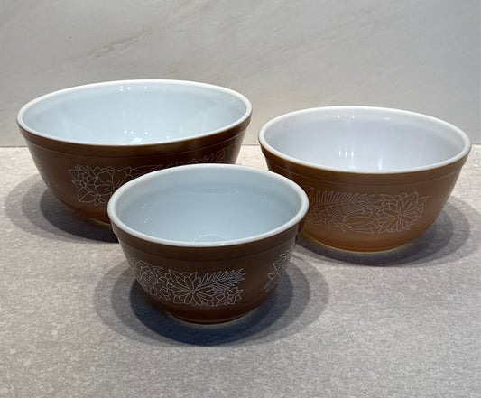 Set of 3 Pyrex Woodland Bowls