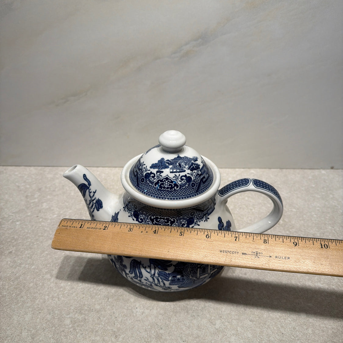 Churchill Willow Teapot