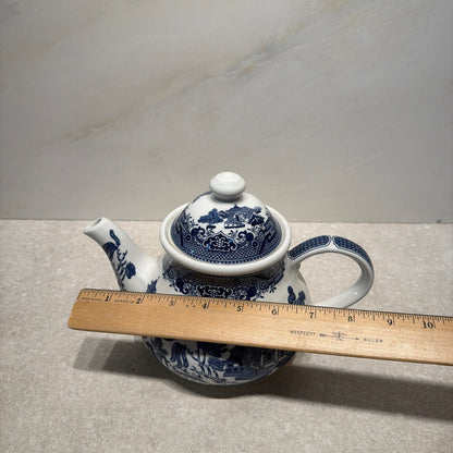 Churchill Willow Teapot