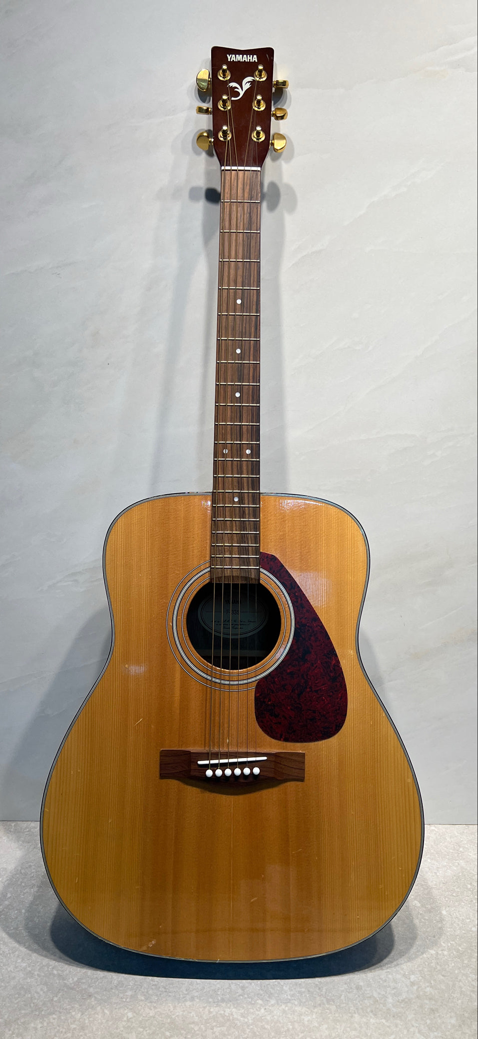 Yamaha Guitar F-335
