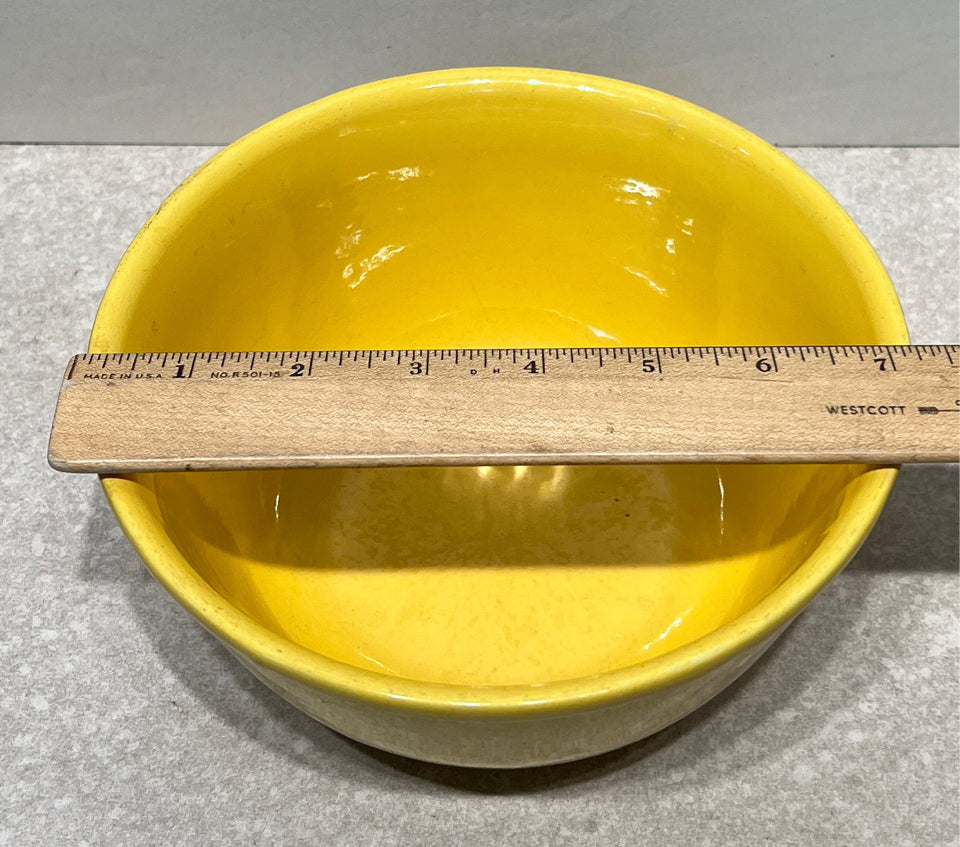Set of 2 Old Bowls - USA