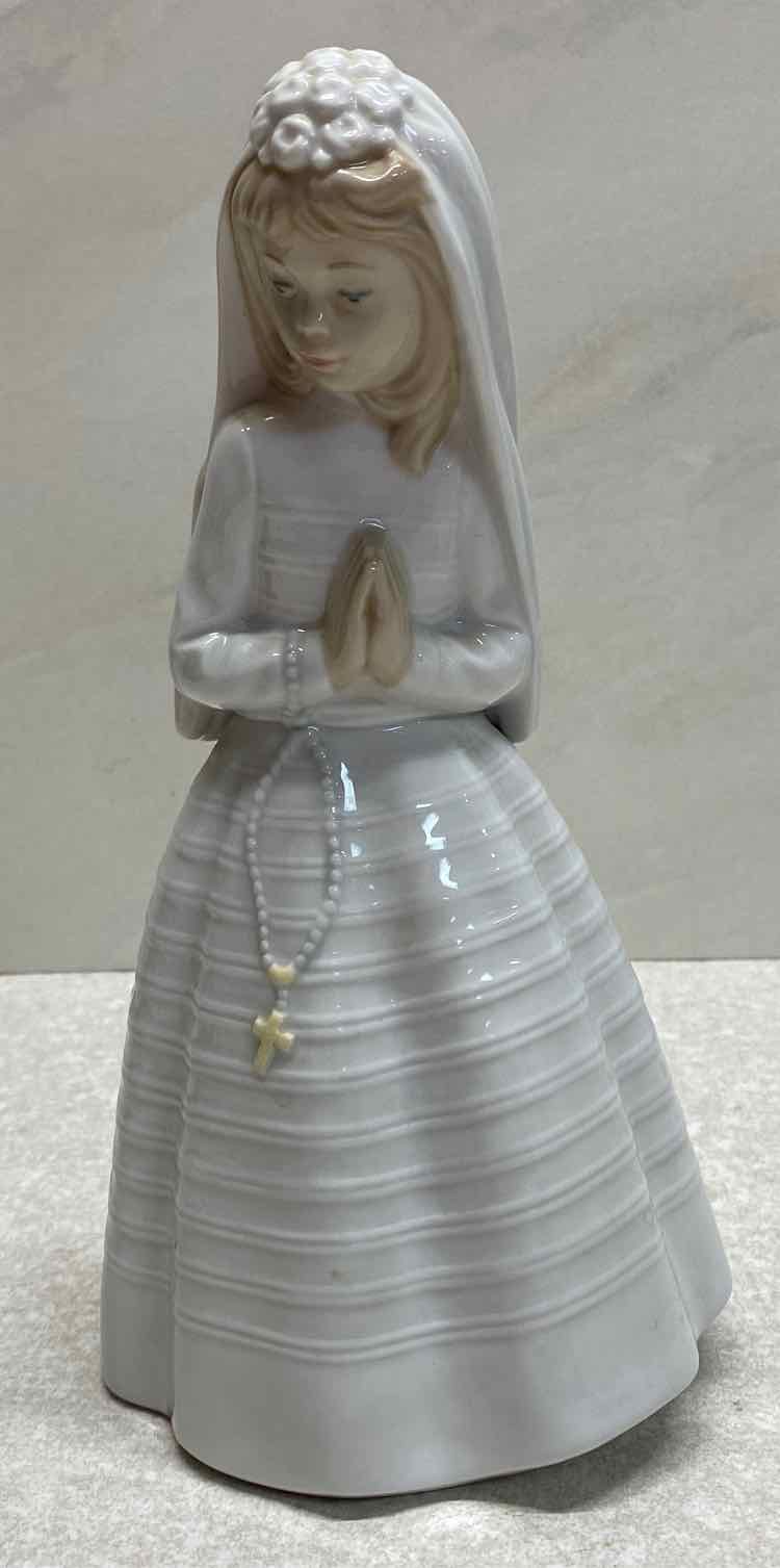 Nao Figurine