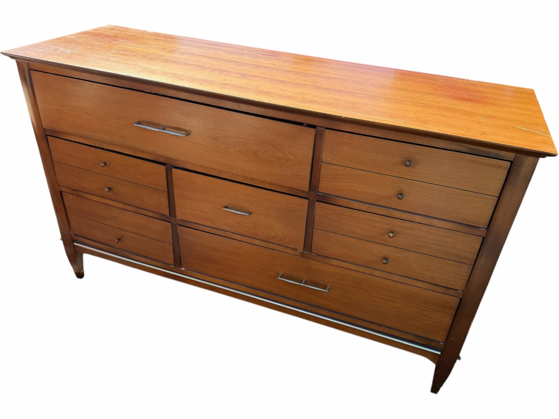 MCM Dresser