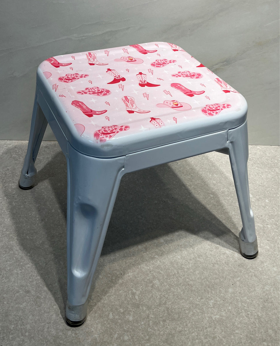 Stool