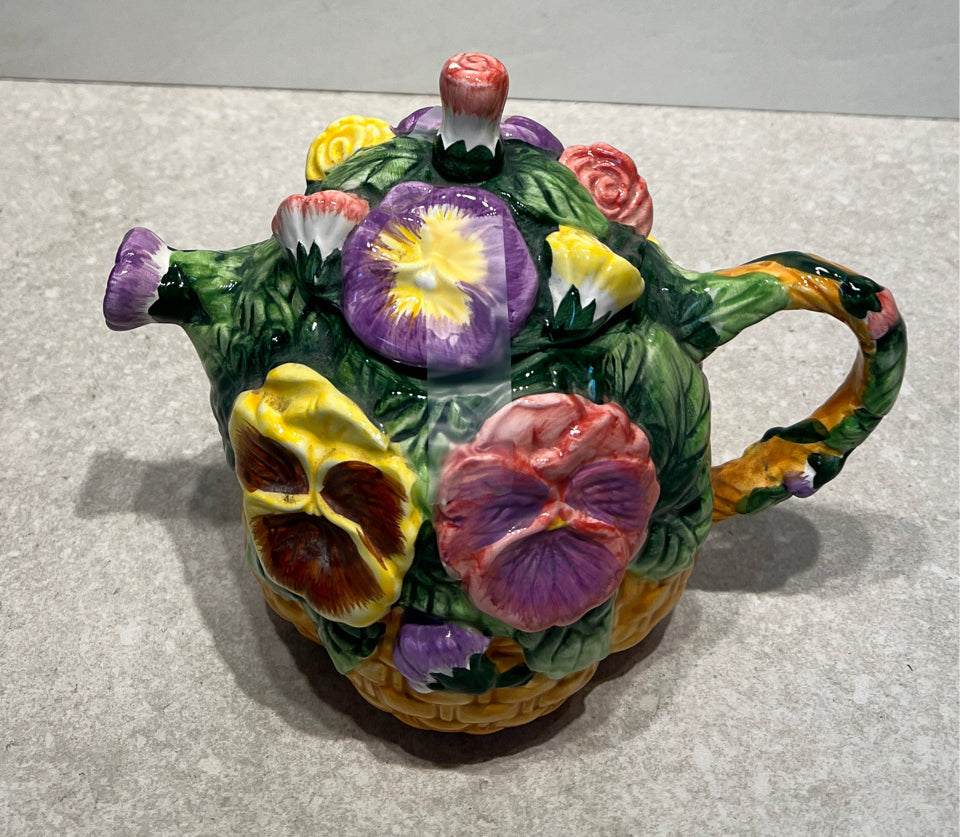 Teapot