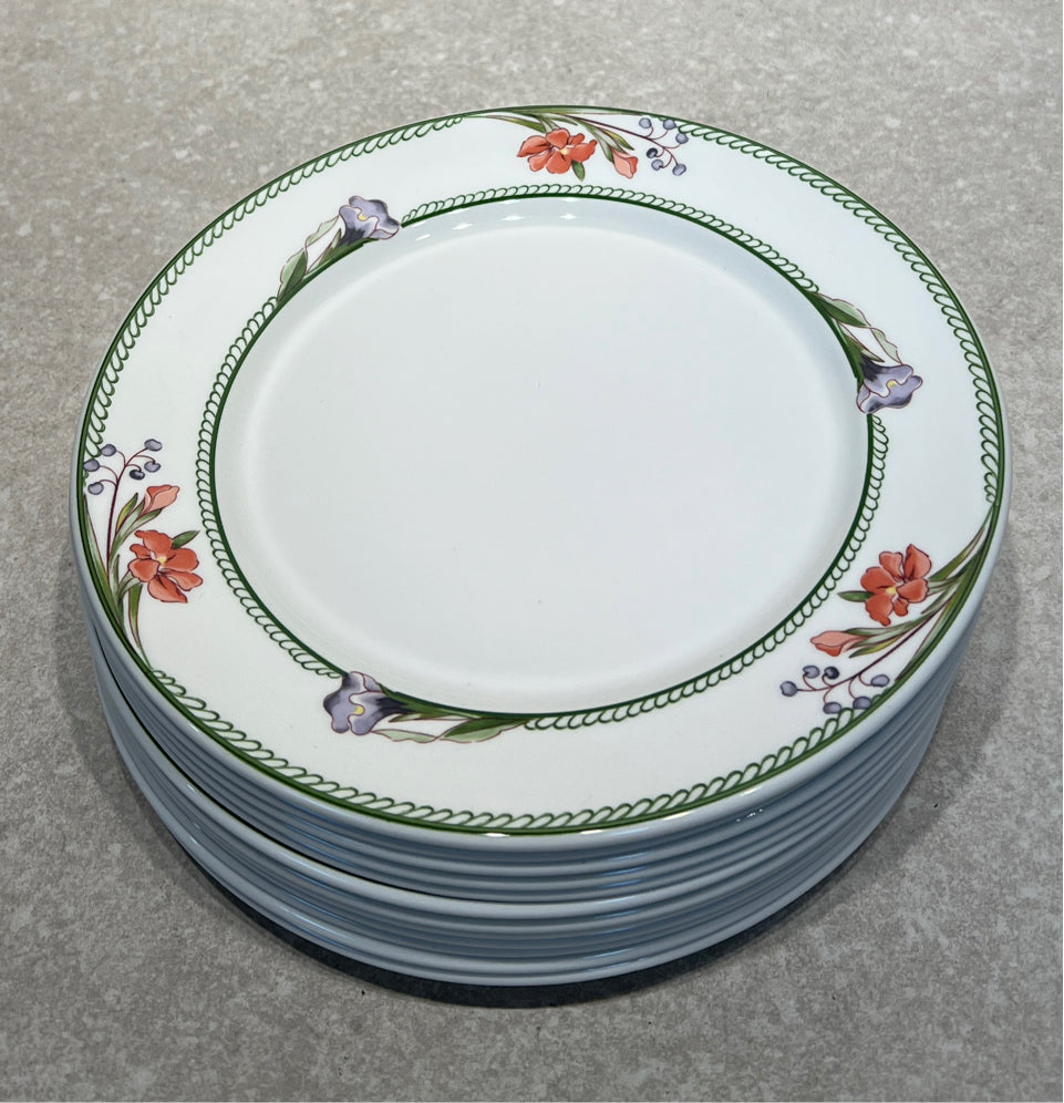 Set of 12 Dudson Fine China Plates