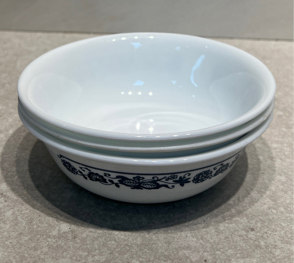 Set of 3 Corelle Bowls