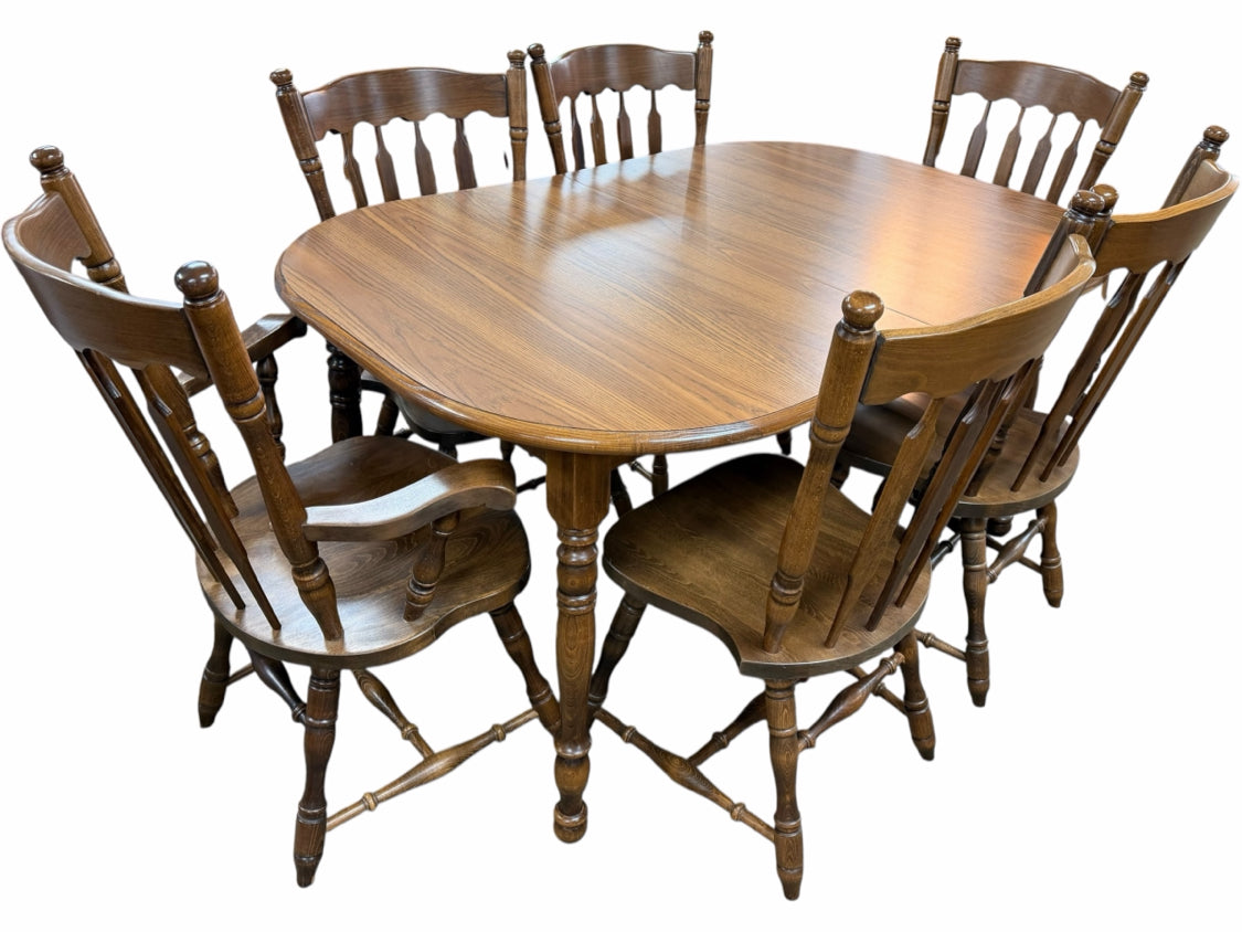 Table, 6 Chairs, and 2 Leafs