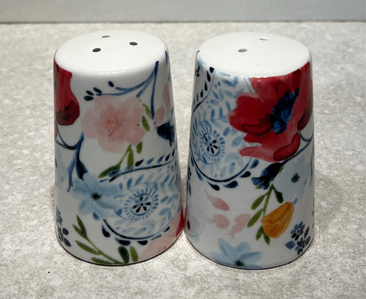 S + P Shakers