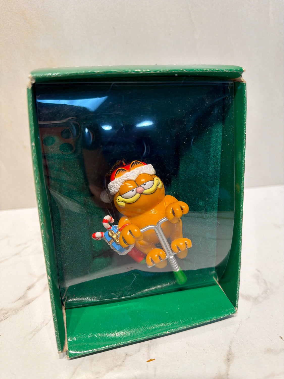 Garfield Ornament