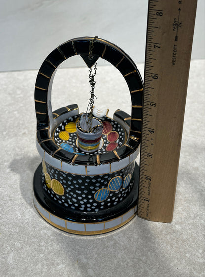 Ceramic Well with Ashtrays