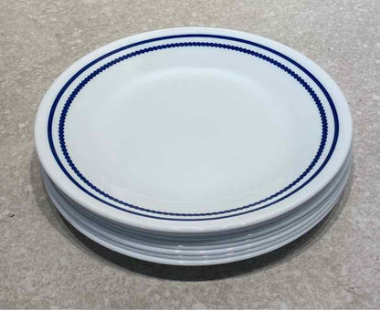 Set of 8 Corelle Plates